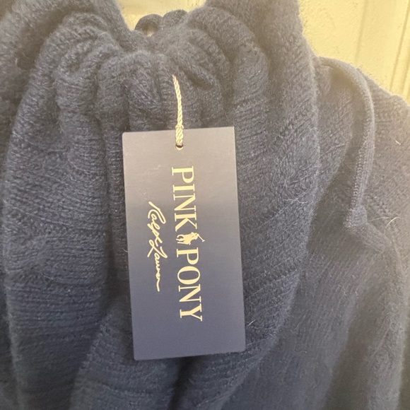 Polo by Ralph Lauren 100% Cashmere Pull Over w/ hood. - Picture 8 of 10